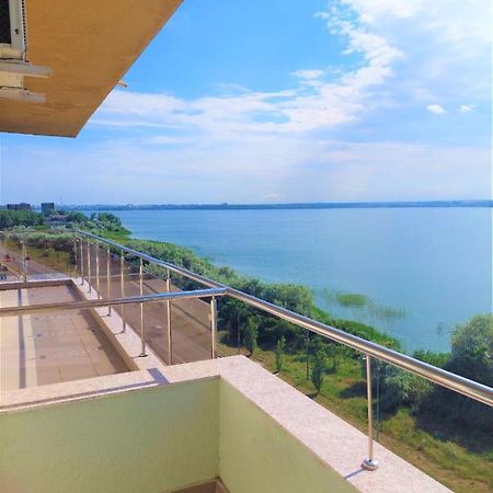North Club Apartments Mamaia Exterior photo